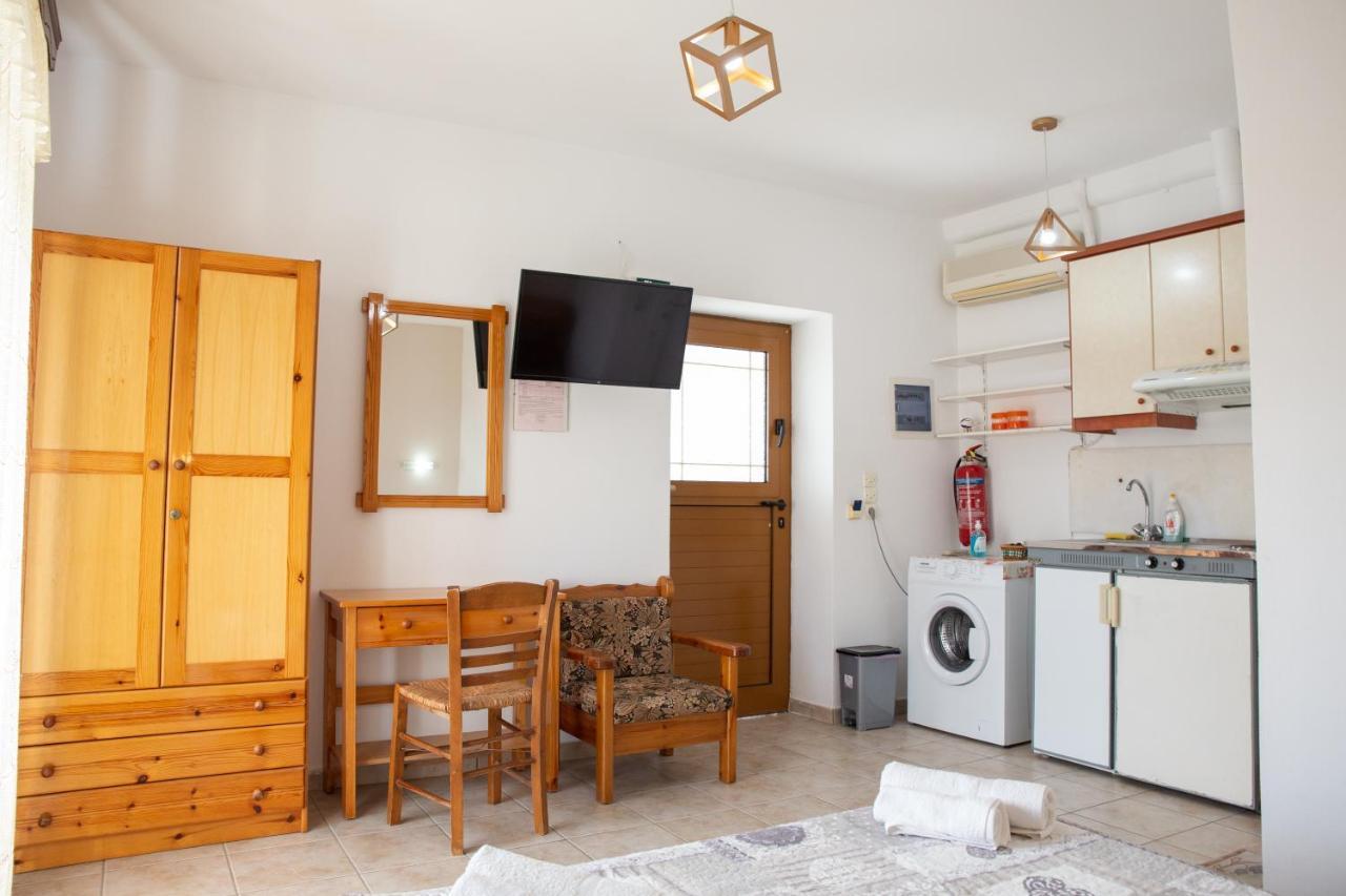 Traditional House Alepis In Areopolis Экстерьер фото